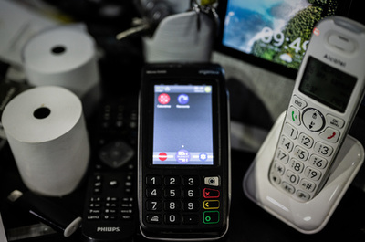 ユーロ圏のキャッシュレス比率、金額ベースで初めて5割超す ECB報告