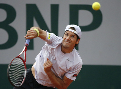 ハースが13度目のマッチポイントで試合を制す、全仏オープン