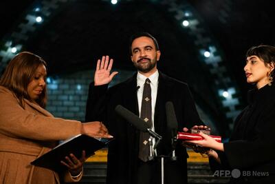 マムダニ氏がNY市長に就任、左派政治の成功誓う