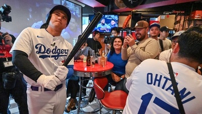 動画:ドジャースがWS制覇 地元LAでも日本でもファン歓喜
