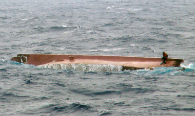 尖閣諸島付近で台湾漁船が衝突・転覆、船長ら2人行方不明