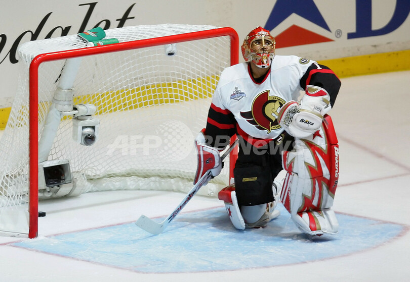 セネターズ 80年ぶりのスタンレー杯優勝を逃す