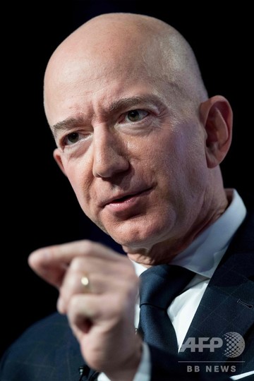 米アマゾンのベゾス氏、不倫記事の政治的動機めぐり大衆紙から「脅迫」 米アマゾンのベゾス氏、不倫記事の政治的動機めぐり大衆紙から「脅迫」