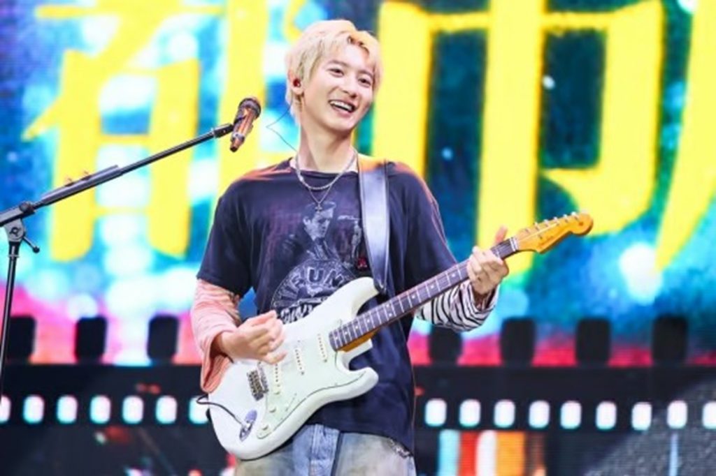 EXOチャンヨル、初のソロライブツアーで人気立証 写真枚 国際ニュース