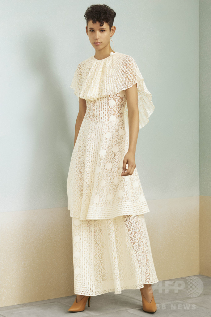 「ステラ マッカートニ」ブランド初のメンズ＆ウィメンズ、アビー・ロード・スタジオで発表