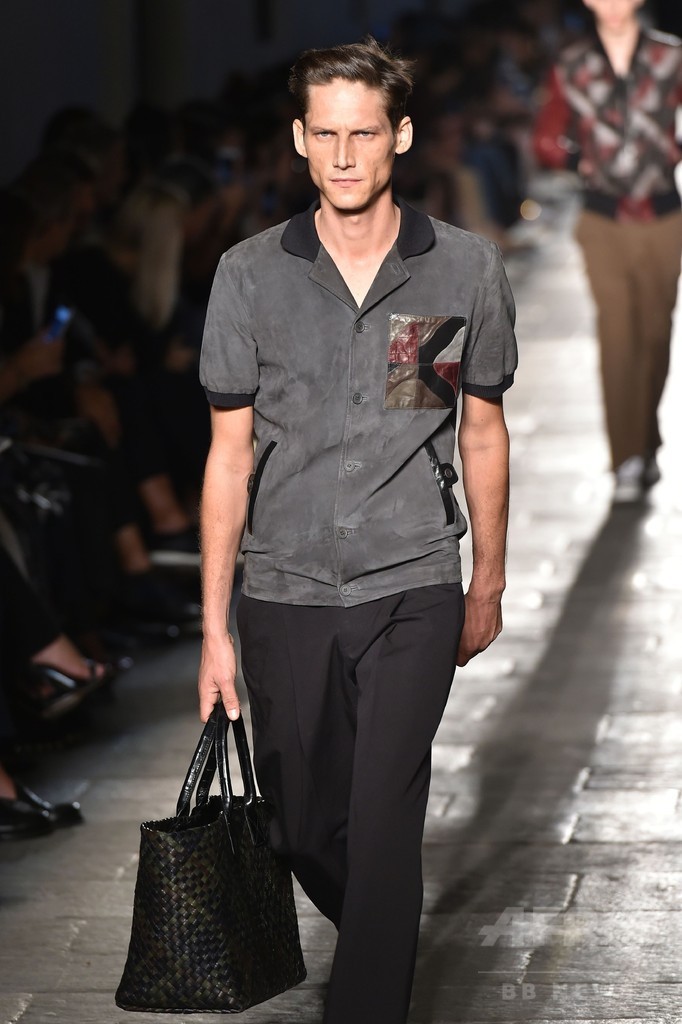 「ボッテガ・ヴェネタ」17年春夏