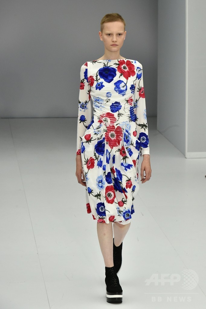 「サルヴァトーレ フェラガモ」」17年春夏