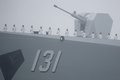 中国山東省青島近海で、中国人民解放軍海軍創設70周年を祝う観艦式に参加した052D型駆逐艦「太原」（2019年4月23日撮影、資料写真）。(c)Mark Schiefelbein / POOL / AFP