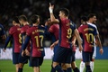 24-25スペイン1部リーグ第10節、FCバルセロナ対セビージャFC。3点目のゴールを喜ぶFCバルセロナのロベルト・レワンドフスキ（中央、2024年10月20日撮影）。(c)Josep LAGO/ AFP