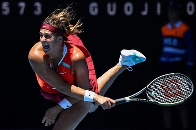 サバレンカが苦しみつつ全豪3回戦へ、またもサーブミス連発