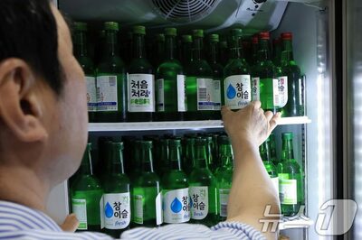 韓国の焼酎、「国民の酒」の地位から転落…ビールが酒税1位を奪還