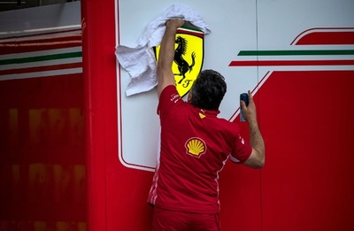 「見せ物」になるならF1撤退、フェラーリCEOが興行主の提案に警告