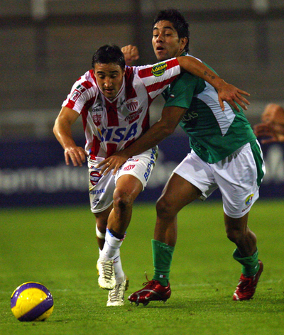 ＜サッカー 07リベルタドーレス杯南米選手権＞ネカサ アウェーでアウダス・イタリアーノに敗れる - チリ