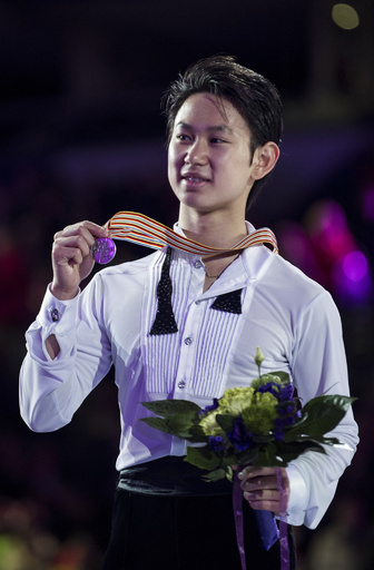 男子フィギュア、テン選手を襲った困難の数々