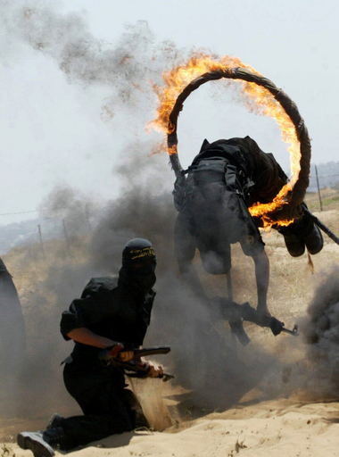 ハマス武装勢力、イスラエルとの停戦終了を宣言 - パレスチナ自治区