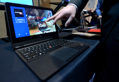 家族で楽しむ「テーブルPC」、レノボが発表