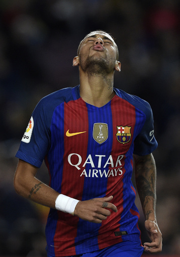 メッシとスアレス不在のバルサは痛恨ドロー、9人のマラガ崩しきれず