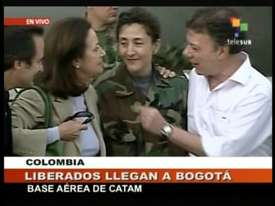 コロンビア政府、ベタンクール氏らFARCの人質15人を救出