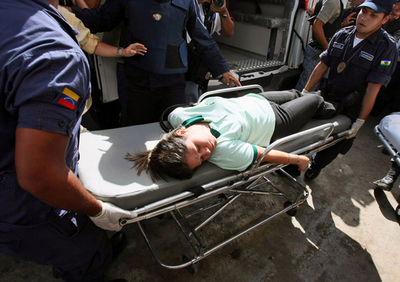 ベネズエラの銀行立てこもり、犯人グループが投降