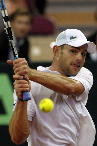 米国 ロディックが第1試合で勝利し初戦を飾る