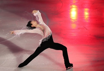 羽生、紀平らが華麗な演技で魅了 NHK杯エキシビション