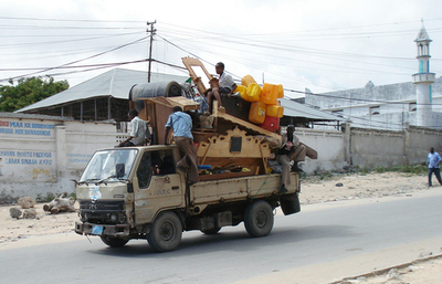 ソマリア、エチオピア軍・反政府勢力の衝突泥沼化、数万人が首都を脱出