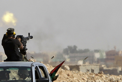 リビアの国民評議会、カダフィ大佐拠点に猛攻撃