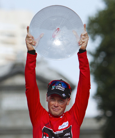 ホーナーがブエルタ・ア・エスパーニャ制覇、グランツール最年長勝者に