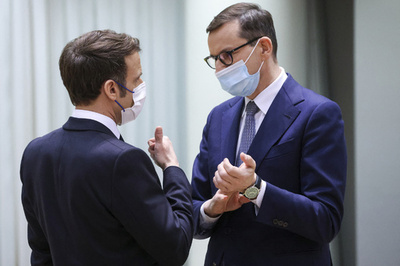 仏・ポーランド首脳の舌戦続く ポーランド、仏大使を呼び出し