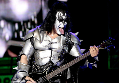 ロックバンド「KISS」、結成35周年ツアー コロンビア