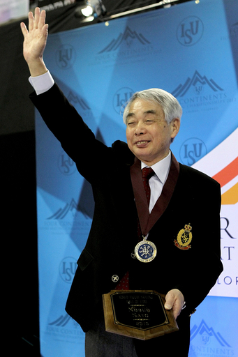 浅田がSP首位発進、村上3位に 四大陸選手権