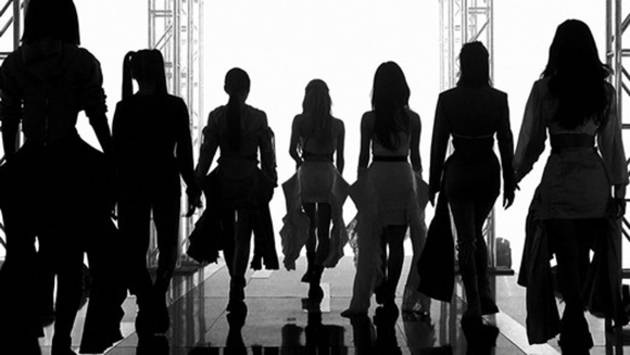 写真提供＝JYPエンターテインメント 