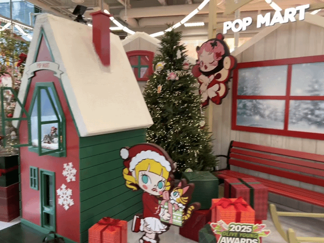 オリーブヤングN聖水店のポップマートのポップアップ(c)KOREA WAVE