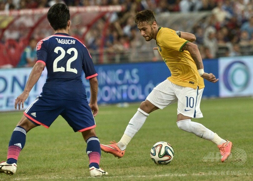 アギーレ日本がブラジルに完敗、風邪をひいたネイマールに4失点