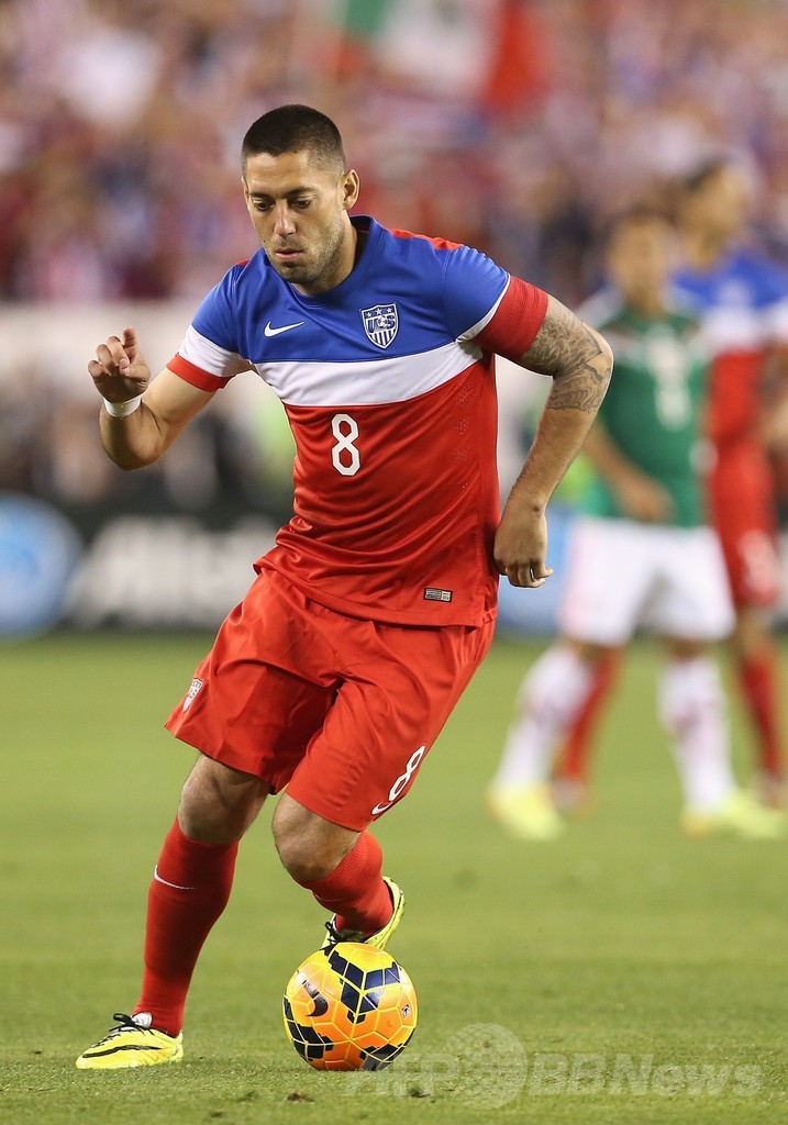 米国とメキシコが引き分ける、サッカー国際親善試合