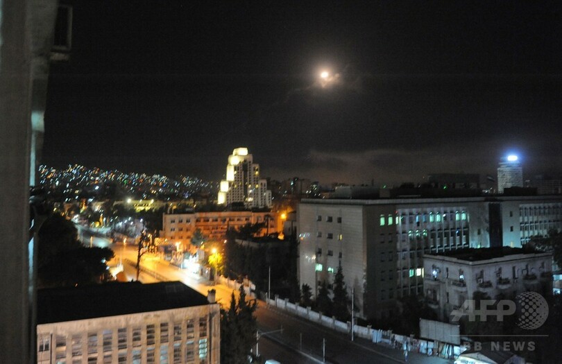 「アサドに明白なメッセージ」、シリア攻撃で米国防長官