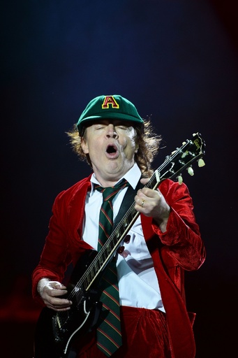 Ac Dc アクセル ローズをボーカルに迎え欧州ツアー開始 写真24枚 国際ニュース Afpbb News Ac Dc アクセル ローズをボーカルに迎え欧州ツアー開始 写真24枚 国際ニュース Afpbb News