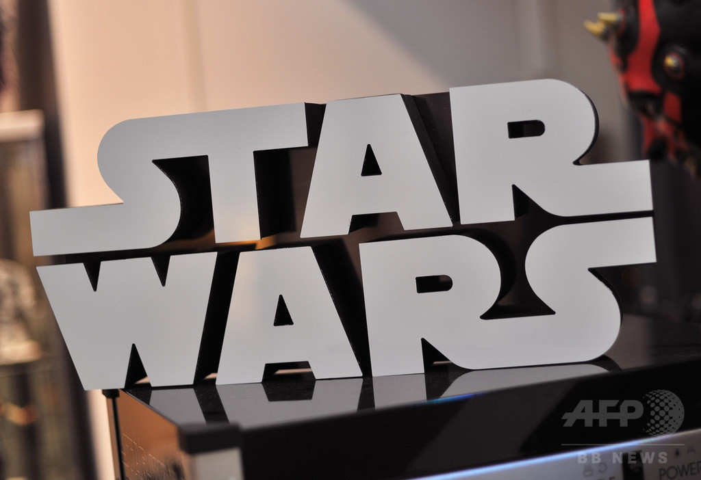 スター・ウォーズ、新たな3部作を製作へ ディズニー発表 スター・ウォーズ、新たな3部作を製作へ ディズニー発表