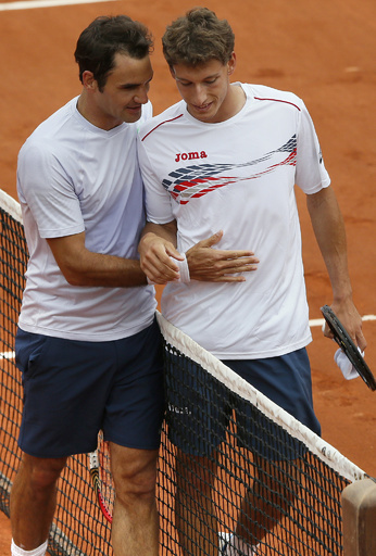 フェデラーが危なげなく1回戦突破、全仏オープン 写真7枚 国際ニュース