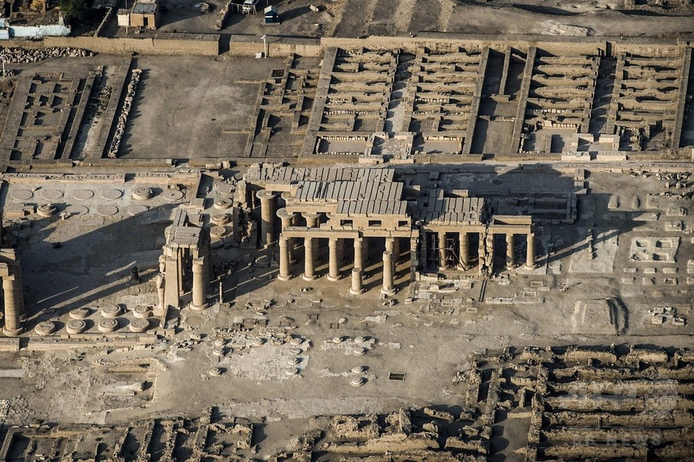 空から見る古代エジプト、 熱気球から遺跡撮影 写真18枚 国際ニュース