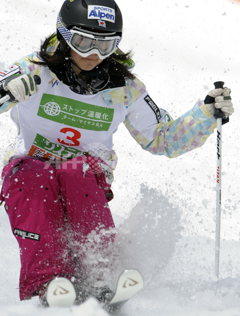 上村愛子 女子モーグルで初優勝 フリースタイルスキー世界選手権 国際ニュース Afpbb News