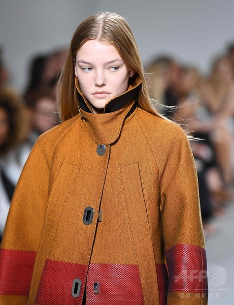 「プロエンザ スクーラー」17年春夏