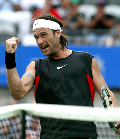 ＜テニス メディバンク国際2007＞モヤ ガスケを降して決勝へ進出 - オーストラリア