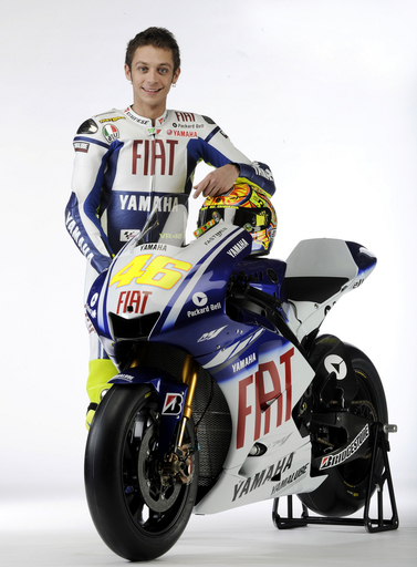 フィアット・ヤマハ 09年型YZR-M1を公開