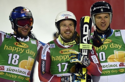 ヤンスルードが新種目の男子パラレル大回転で優勝、アルペンスキーW杯