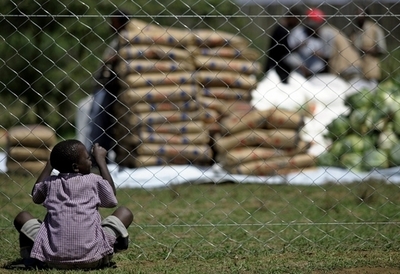 選挙後の暴動に揺れたケニア、政府が「国内難民帰還プロジェクト」を開始