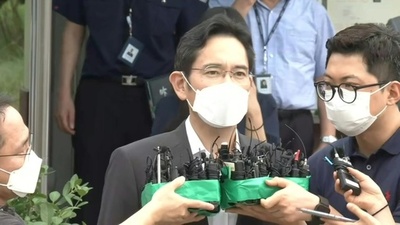 動画:サムスン電子副会長、仮釈放