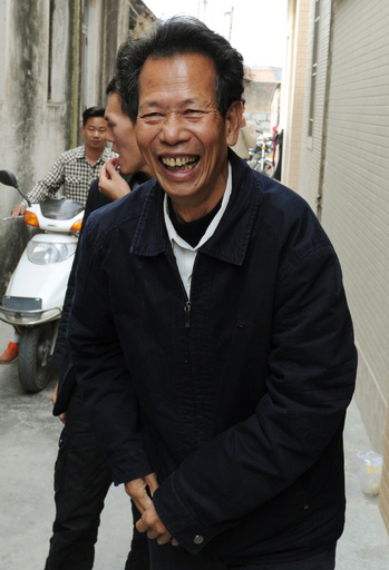 中国当局、「民主の村」で住民13人を拘束