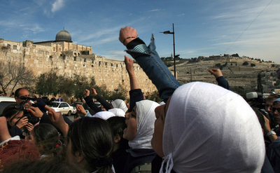 聖地アルアクサ・モスク周辺の工事に抗議、暴動に発展 - イスラエル