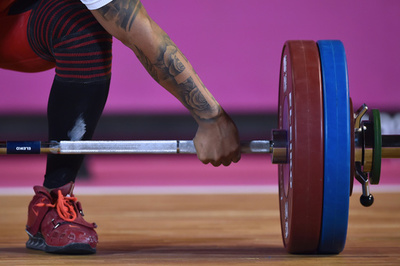 五輪除外危機の国際重量挙げ連盟、一週間で3人目の会長指名